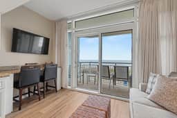 HS-0103 Oceanfront | 2BR Condo | Step-Free Entry