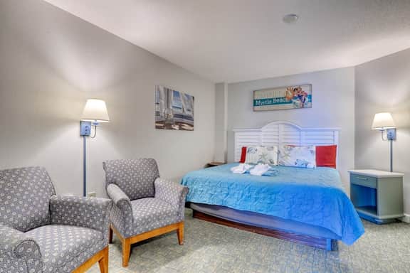 HS-0207 2nd Fl Oceanfront | 2 Queens | W/D