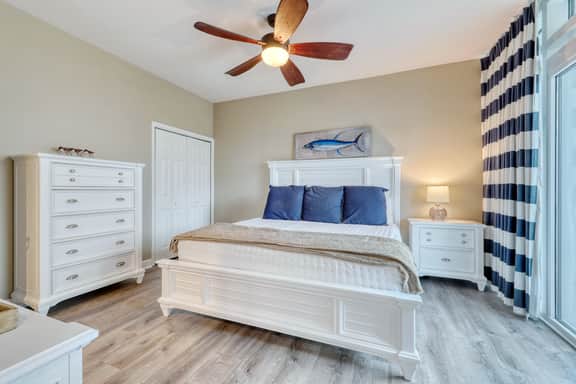 HS-0101 1st Floor Oceanfront 2BR | 2 King Suites | No-Steps