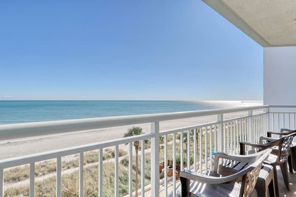 HS-0411 Relax in this 2BR | Wake Up to Ocean Views